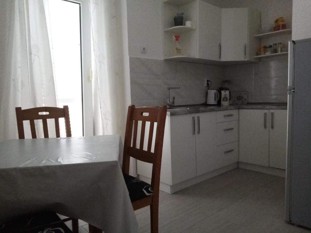 Rooms Natalija สเวติยูไร ภายนอก รูปภาพ